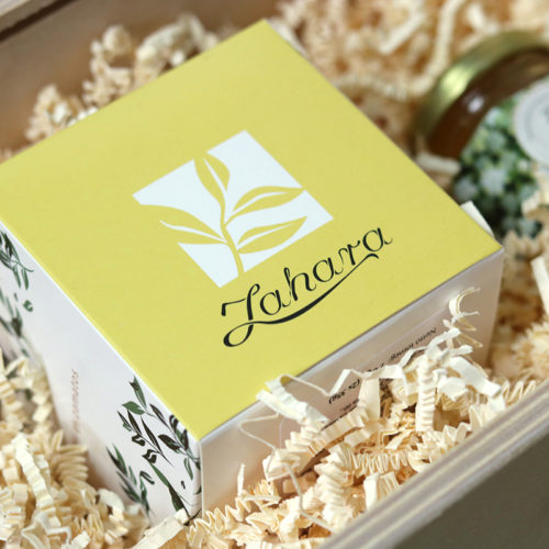 Fadobozos gasztroajándék csomag szálas tea válogatás és gyógynövény méz válogatás