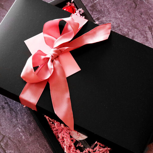 Lovers' box páros szerelmes ajándékcsomag nőknek és férfiaknak