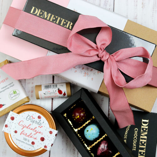 Naturkozmetikum ajándékcsomag és csokoládé ajándék nőknek